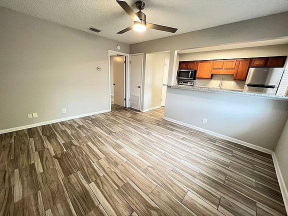 2nd image of 5404 101st St APT 4