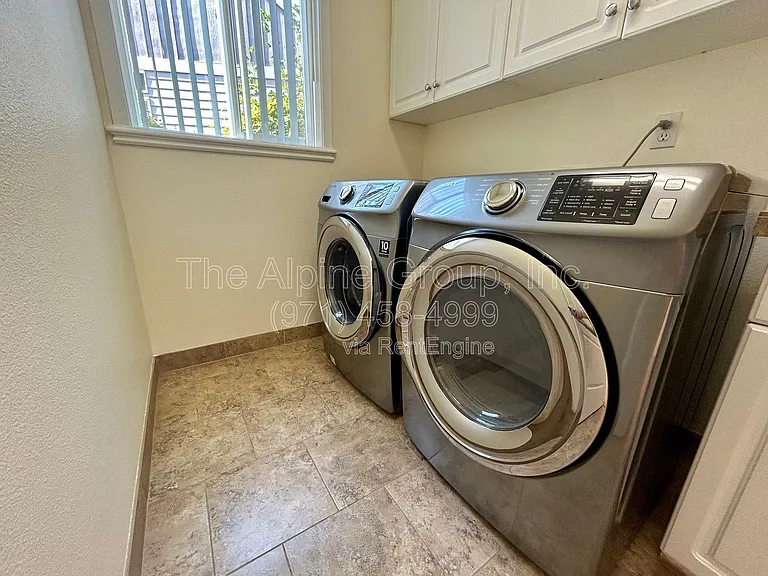 351 NW Kotrik Pl — Photo 41