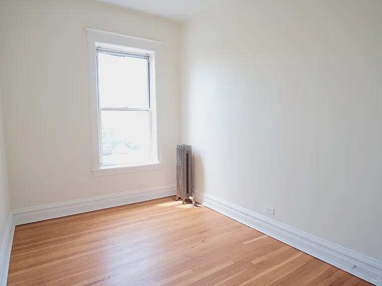 316 Lake St #2F — Photo 6