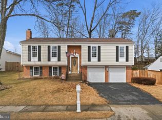 8118 Viola St, Springfield, VA 22152