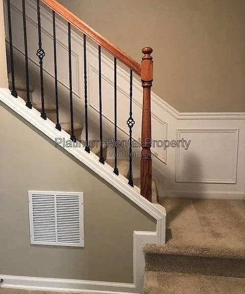 221 Balaban Cir — Photo 21