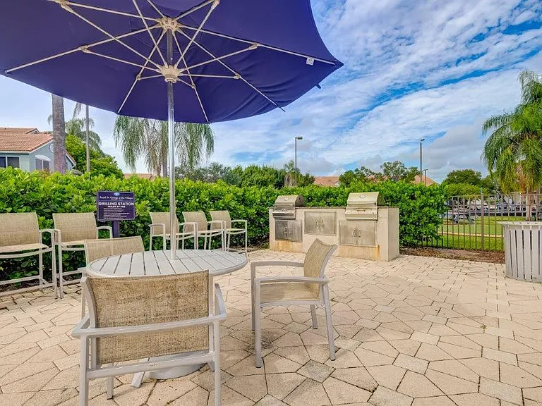 Royal St. George at the Villages Apartment Homes — Photo 25