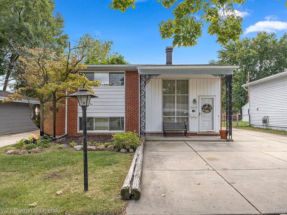 1st image of 31075 Grandview Ave