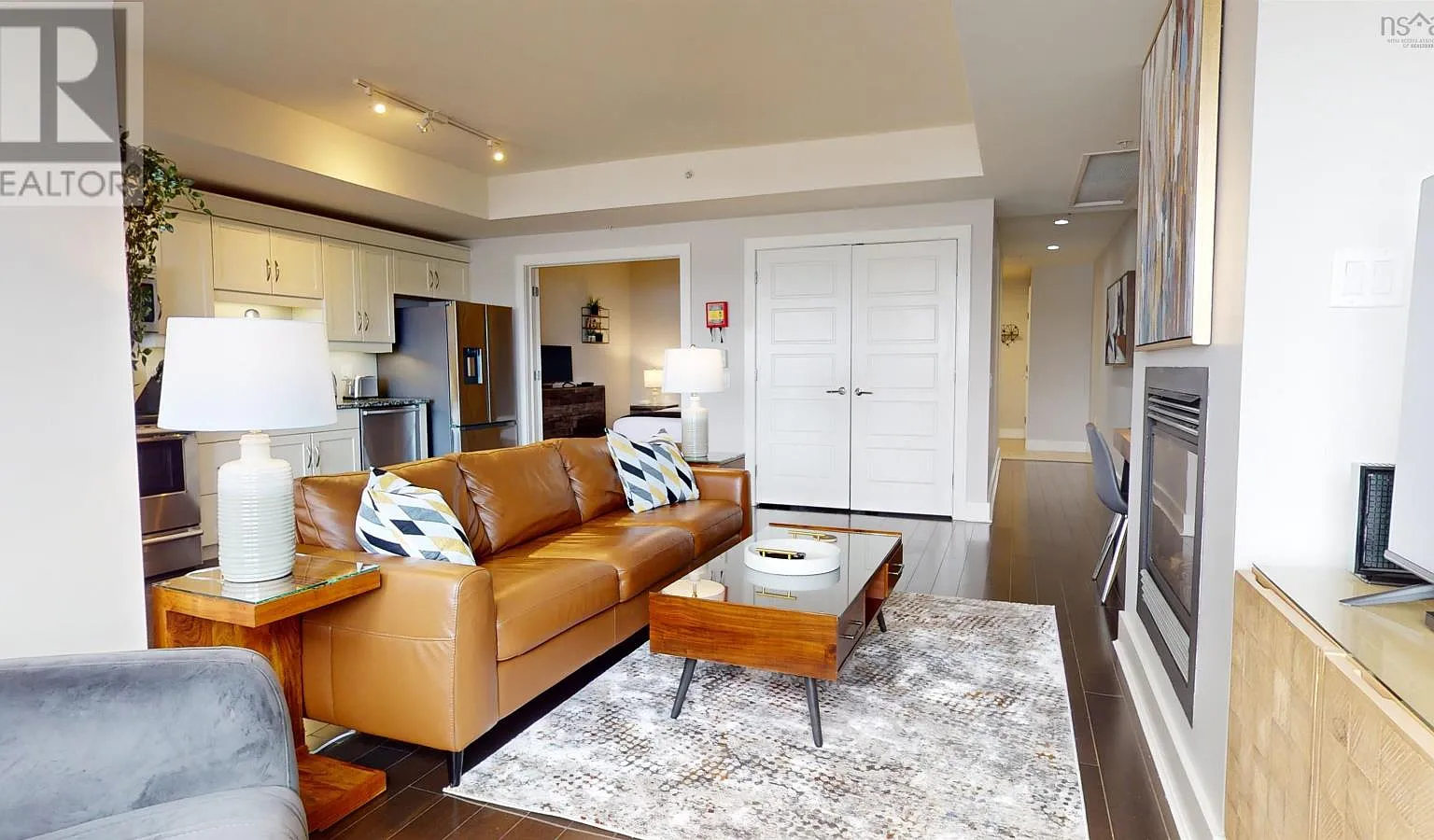 31 Kings Wharf Place Dartmouth — Photo 4