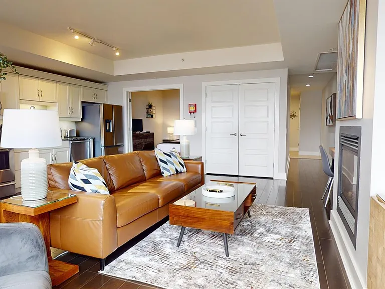 31 Kings Wharf Pl #705 — Photo 4
