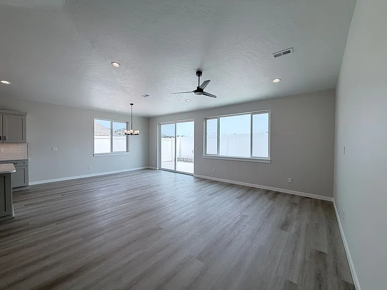 3375 S Nelson St — Photo 11