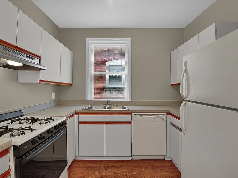 3125 Maury Ave #1S — Photo 8