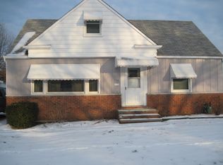 753 Pendley Rd, Willowick, OH 44095