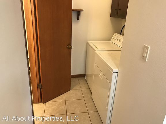 5th image of 720 27th Ave #4