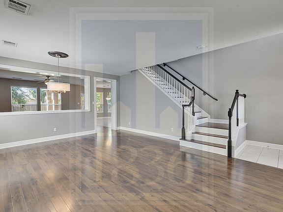 5th image of 11508 Staked Plains Dr APT 6