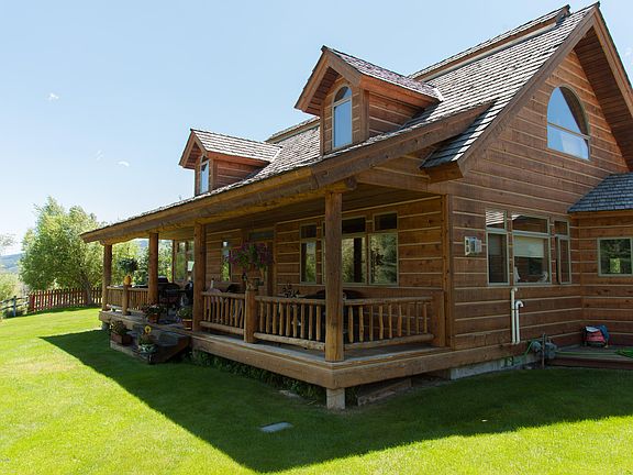4th image of 1096 Melody Creek Ln