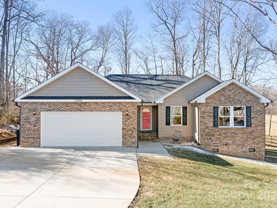 1790 Kathy St, Newton, NC, 28658