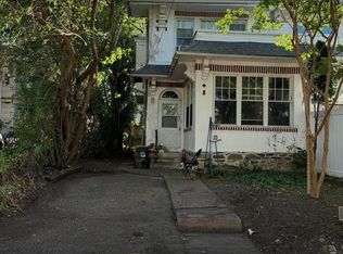 142 Arnold Rd, Ardmore, PA 19003