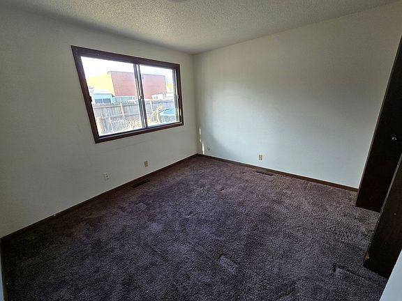 2nd image of 901 Virginia St #3