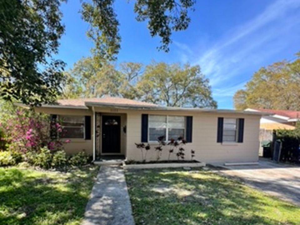 1st image of 3133 Henderson Cir E