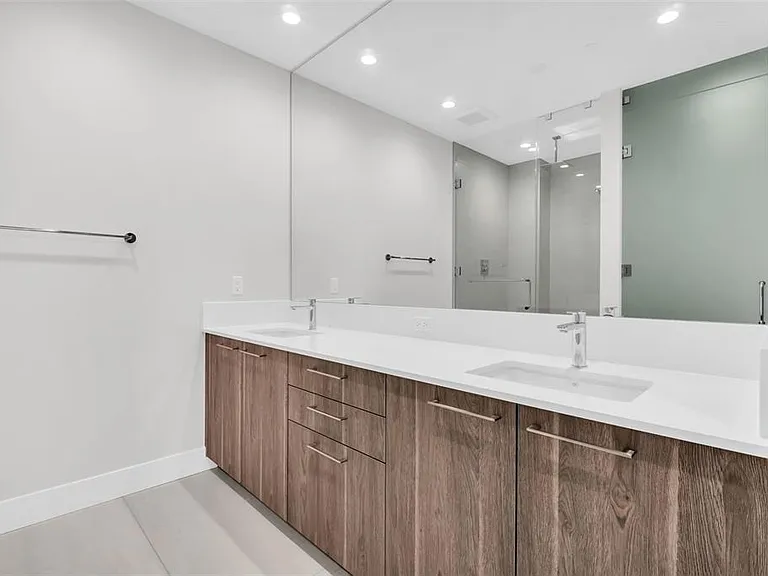 275 1st Ave S #2807 — Photo 34
