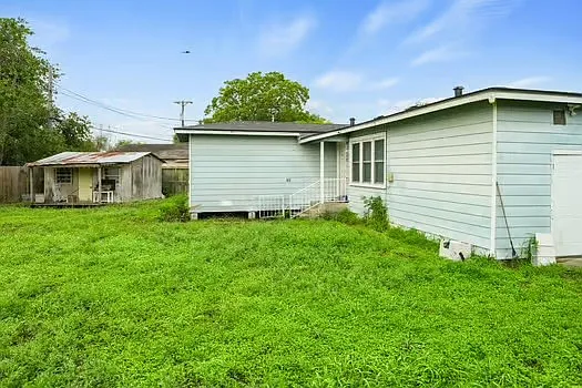 4714 Queen Dr — Photo 18