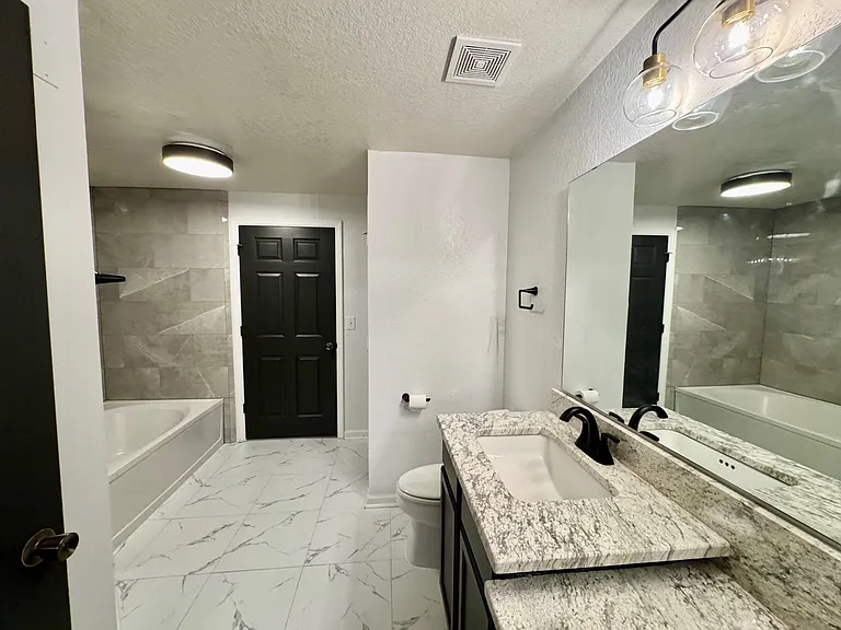 2801 Chancellorsville Dr #1012 — Photo 9