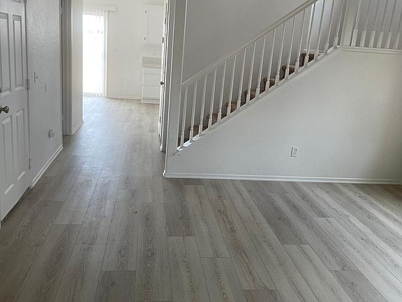 2nd image of 13994 Gale Dr