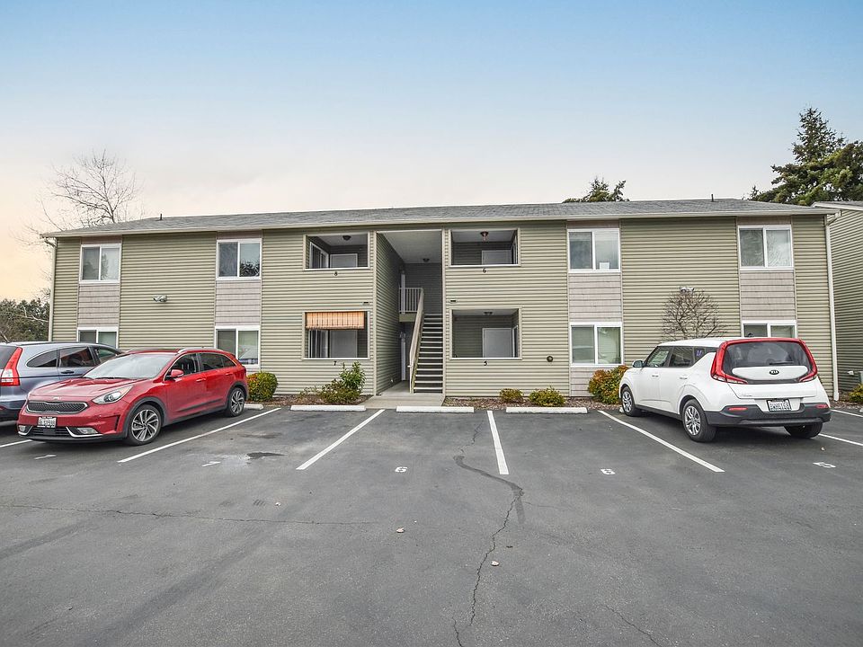 1st image of 903 Crystal Springs St NW #18
