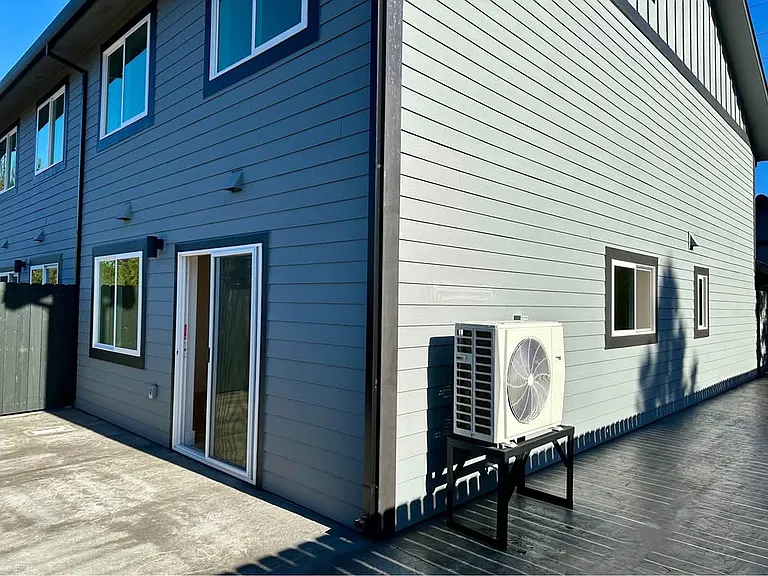 1827 Grant Rd — Photo 11