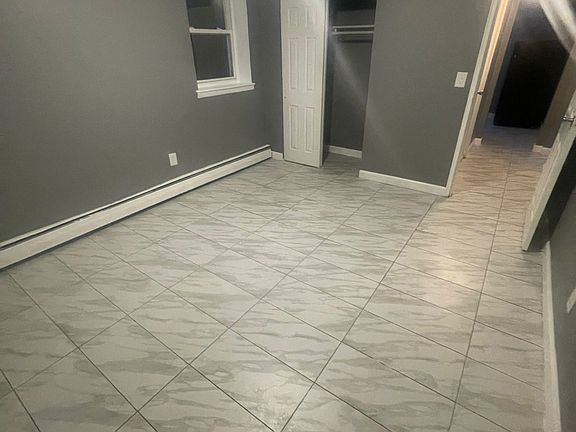 4th image of 113 Lincoln Ave #23A