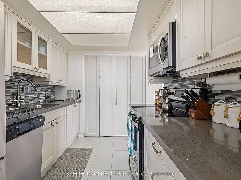550 Webb Dr #1803 — Photo 9