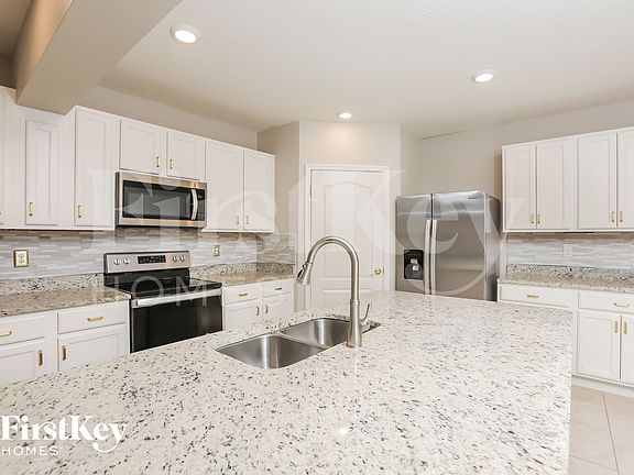 5th image of 6785 Coral Berry Dr