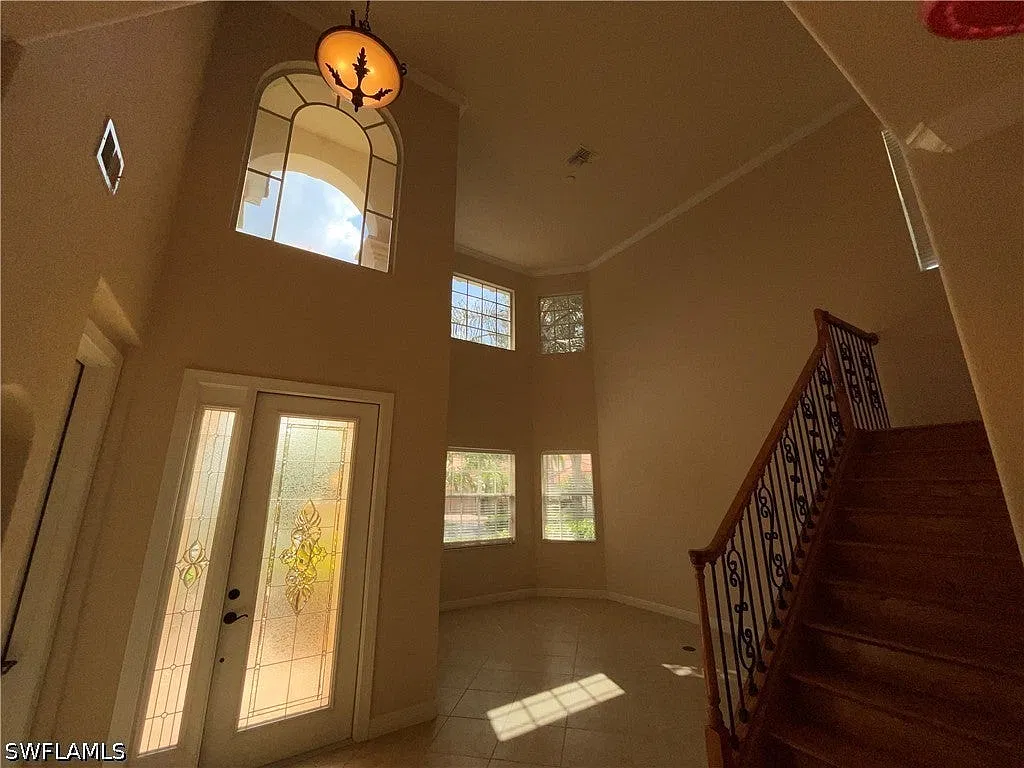 4 bed, 4.5 bath, 2846 sqft, $4,500 — Photo 4