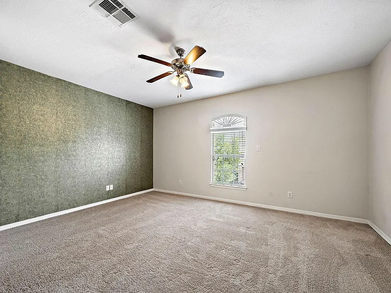 816 Sterling Creek Cir — Photo 12