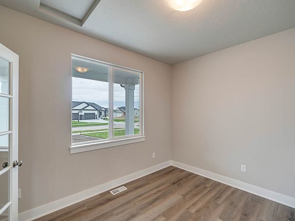 7th image of this home