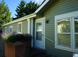 648 N 7th Ave, Sequim, WA 98382