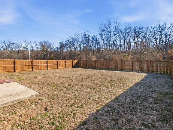4th image of 2242 Brookside Lane