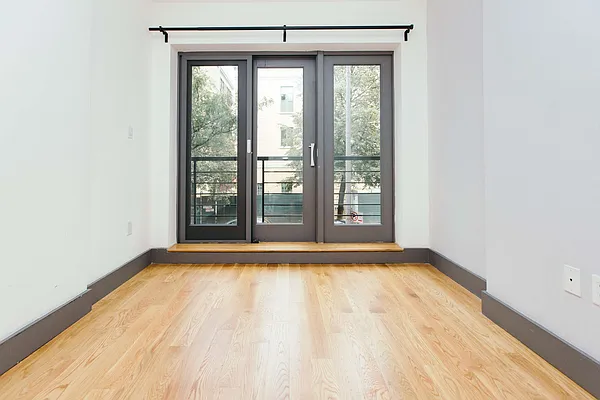 Rented by Nooklyn NYC LLC | media 10