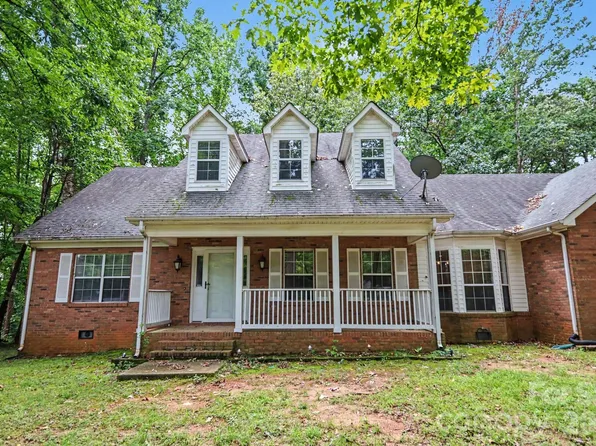 7944 Woodhill Cove Ln, Denver, NC 28037
