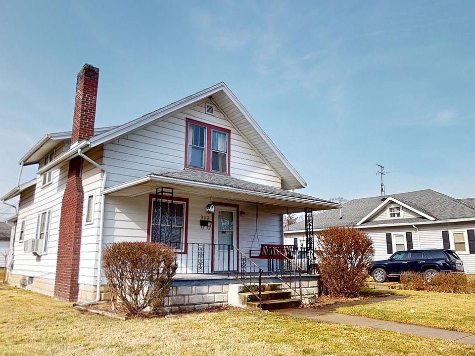 1st image of 923 Spruce Ave