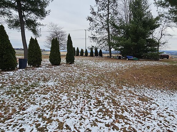3rd image of 278 Southern Dr