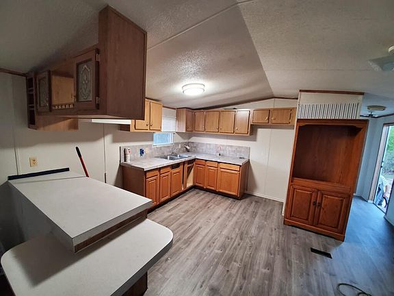 3rd image of 15777 Henze Rd Lot 4