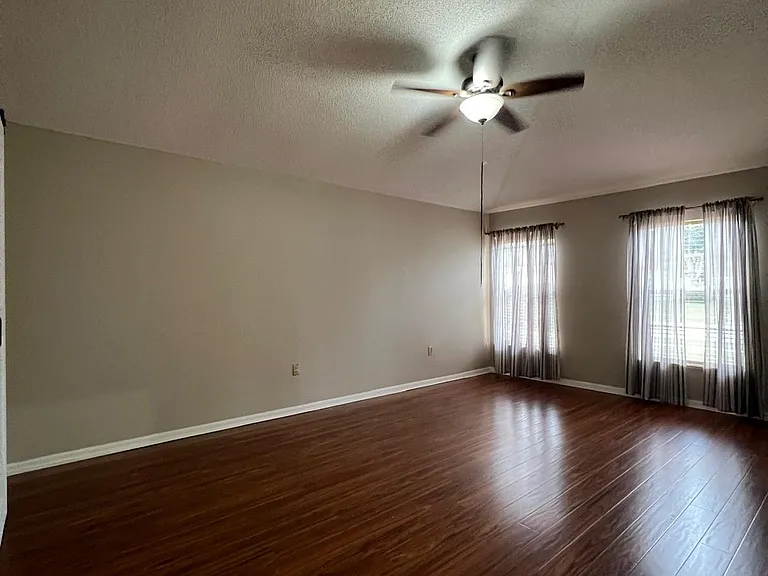 3673 Wellington Pl — Photo 7
