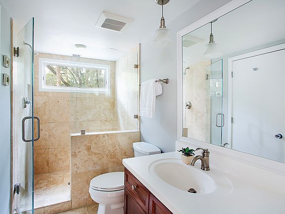 5th image of 4375 Sea Forest Dr