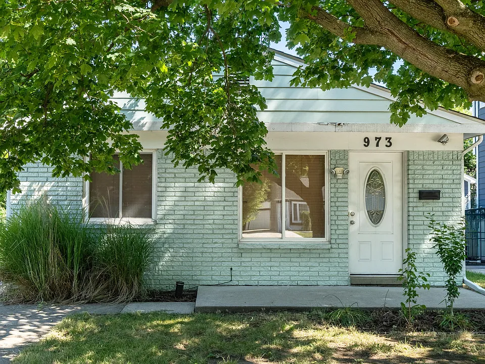 973 E Forteen Mile Rd