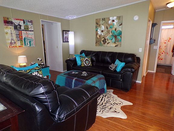 4th image of 4433 Arlington Park Dr