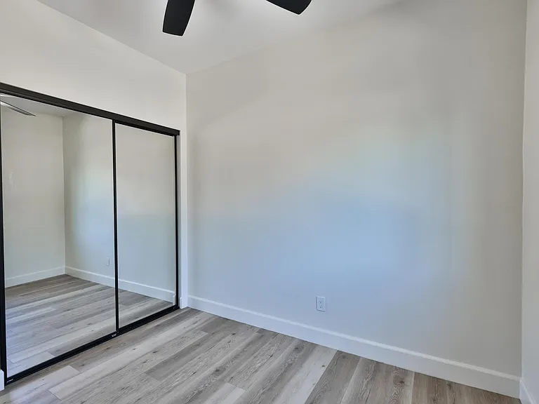5366 W Falls View Dr — Photo 10