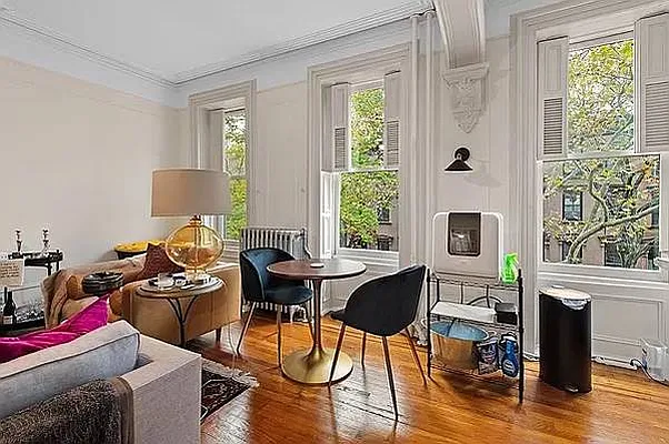 Rented by Compass | media 19