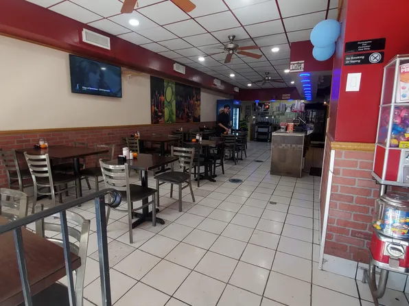 747 Flushing Avenue image 2 of 8