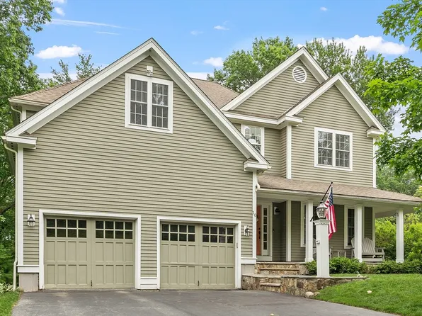 10 Londonderry Ln, Georgetown, MA 01833