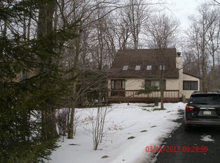 5807 Iroquois St, Tobyhanna, PA