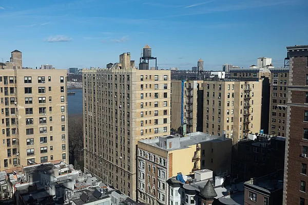 Sold by Rachel Realty | media 22