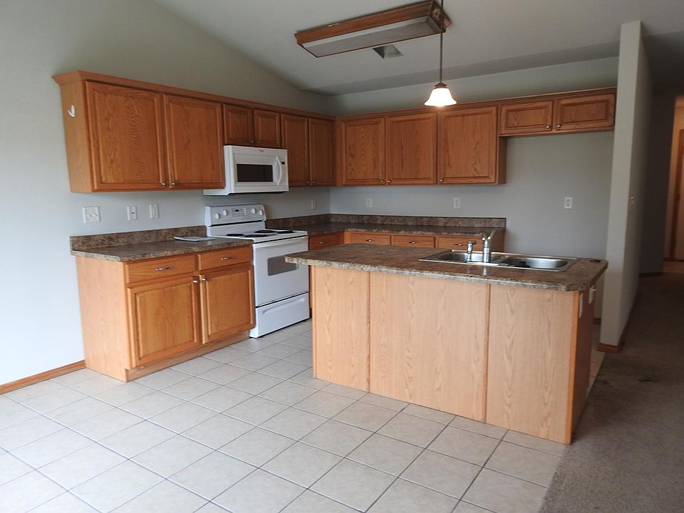 1st image of 2303 W Oak Park Pl #A