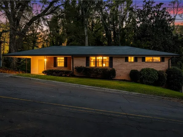 549 Park Street Pl, Gainesville, GA 30501